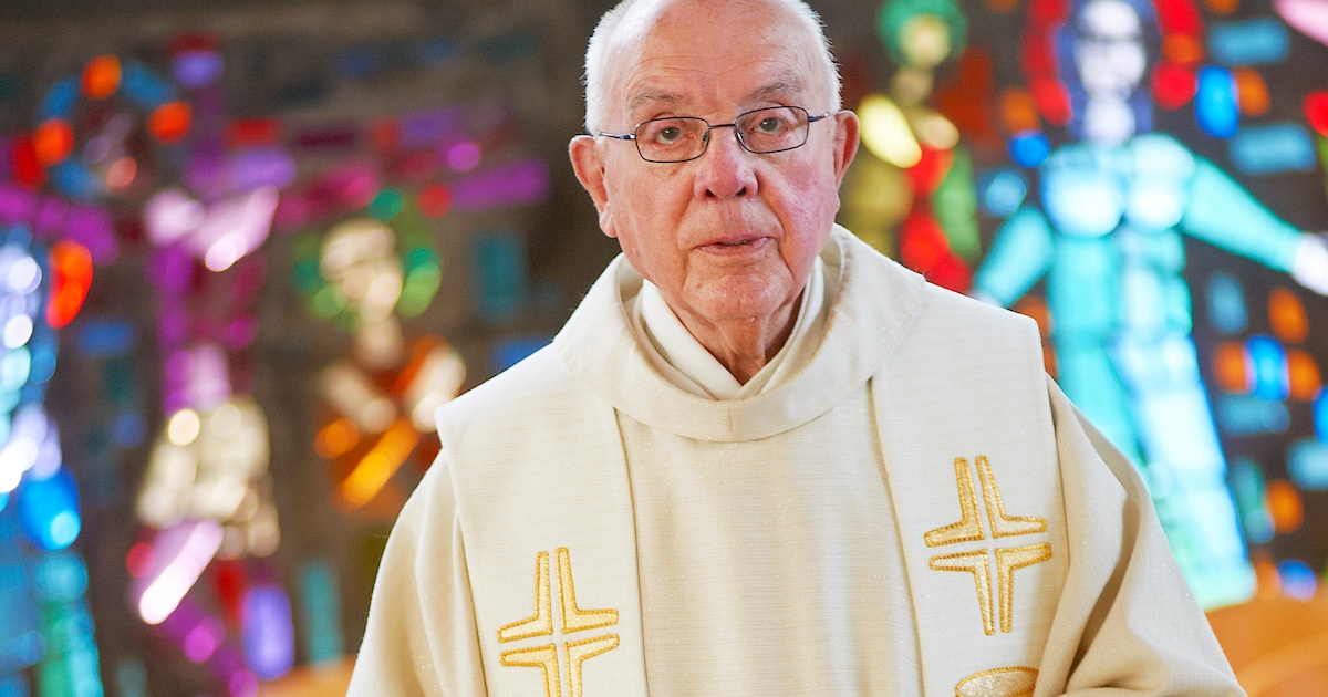 Veghelse pastor Jan Groot Zevert overleden | Regio | BD.nl