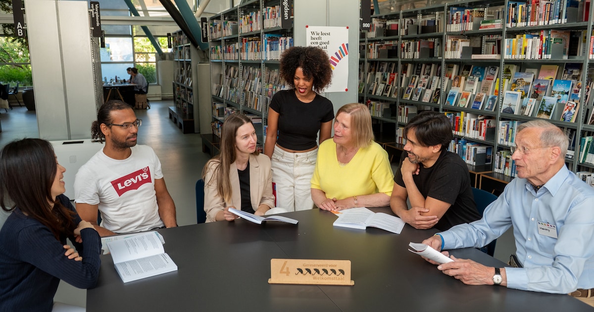 Praathuis helpt met Nederlandse taal in Drunen