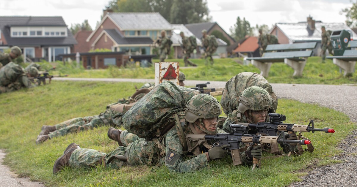 Militaire oefening in Vught: wegen en vaarwegen gebruikt door Defensie