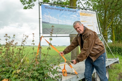 Protest tegen windmolens Waspik springt in het oog: ‘Enorme joekels zijn 70 meter hoger dan de Euromast’