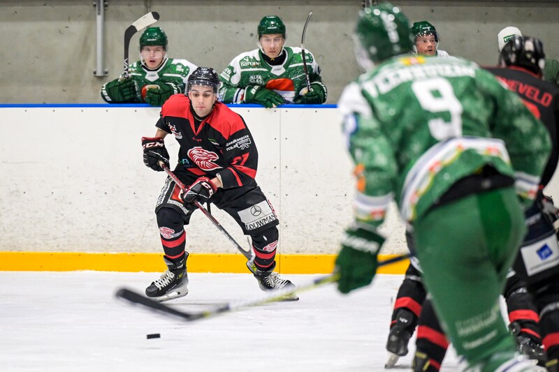 Fanion Hockey Sur Glace - A.P.A Eagles CCCP - Hertogenbosch 1981 - Wimpel