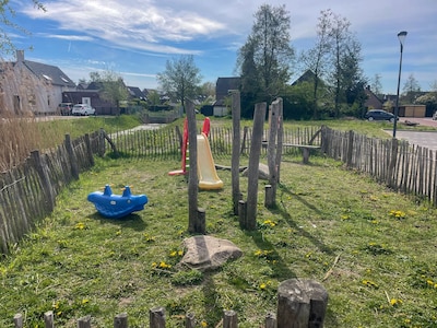 Kinderen in Beekveld moesten er bijna 10 jaar op wachten, maar eindelijk is er geld voor speeltuin i