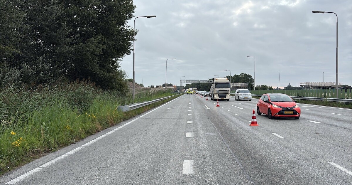 Kapotte vrachtwagen zorgt voor file tussen Waspik en knooppunt ...