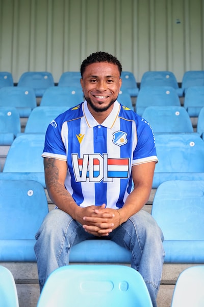 FC Eindhoven strikt aanvallende versterking: Vicente Besuijen tekent aan de Aalsterweg