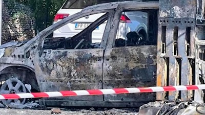Vier arbeidsmigranten levend verbrand in busje in Italië, twee verdachten opgepakt