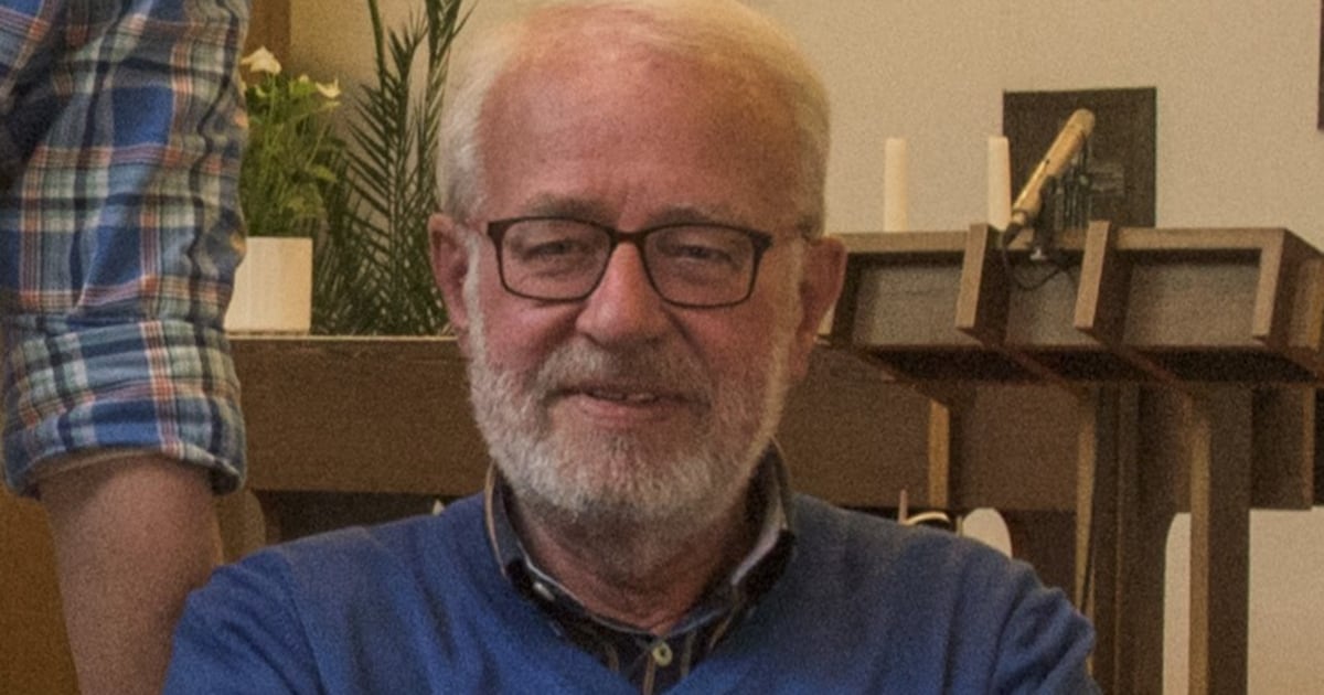 Pater Peter Denneman, die het niet bij geloven op zondag liet, op 80 ...