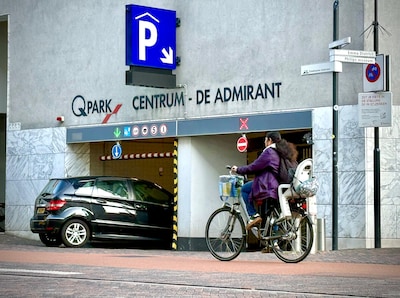 Hij reed treintje onder de slagboom door voor 4,80 euro en zit nu met een rekening waar je vakantie 