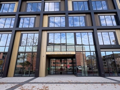 'Geen verslaafden zorg naast een kinderdagverblijf': Helmond scherpt per direct regels aan voor opva