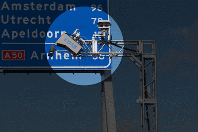 Nieuwe camera boven de A1 valt automobilisten op: 