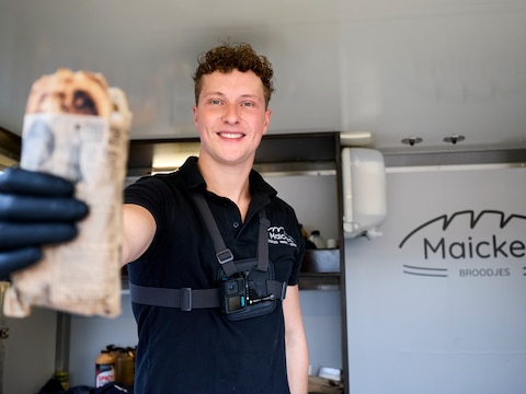 Maickel Bouw heeft succes met zijn broodjes en zijn Brabantse tongval. 