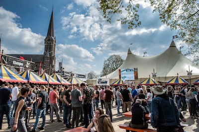 Terug naar 1995: Paaspop Den Hout haalt oude bands terug voor 30-jarig jubileum