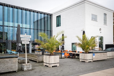 Hoe de ‘kip met de gouden eieren’ werd geslacht: de crisis in de Cacaofabriek duurt maar voort