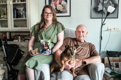 Jan ging elke avond langs bij urn van zijn vrouw, tot die plots weg was: ‘Ze wilde niet uitgestrooid worden’