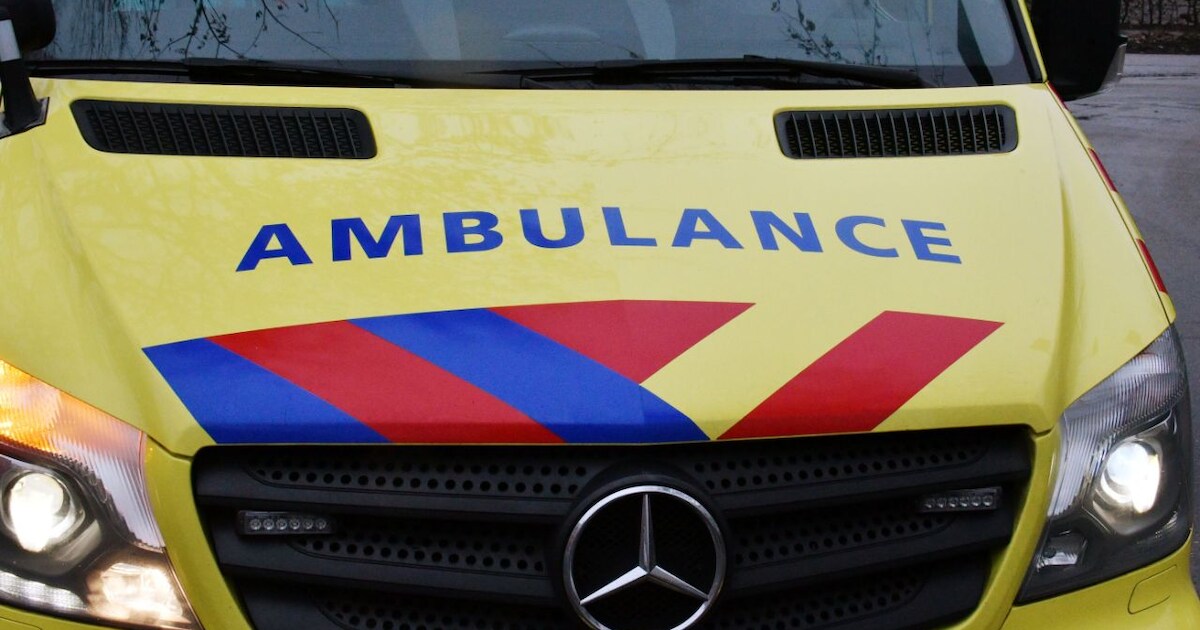 Ambulance met spoed naar Riel