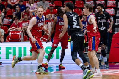 Pijnlijke aftocht voor titelhouder Heroes: basketballers uit Den Bosch uitgeschakeld in halve finale