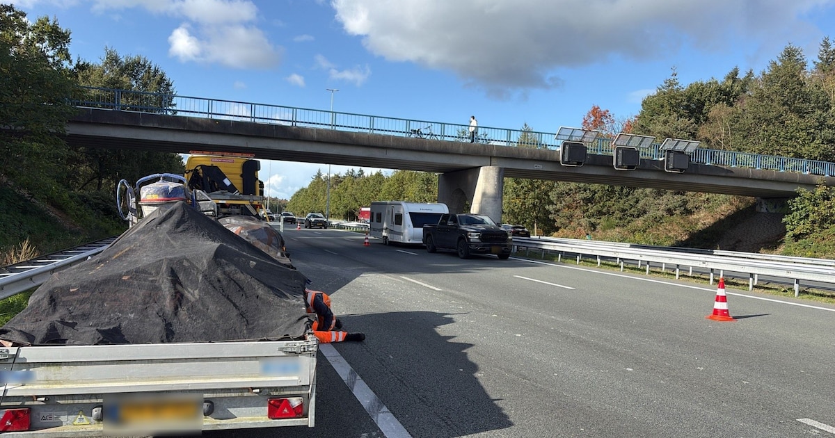 Door ongeval bij Boxtel loopt file op A2 op: twee rijstroken dicht