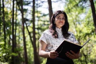 Salma Ali (19) wint regionale Poetry Slam en gaat naar finale