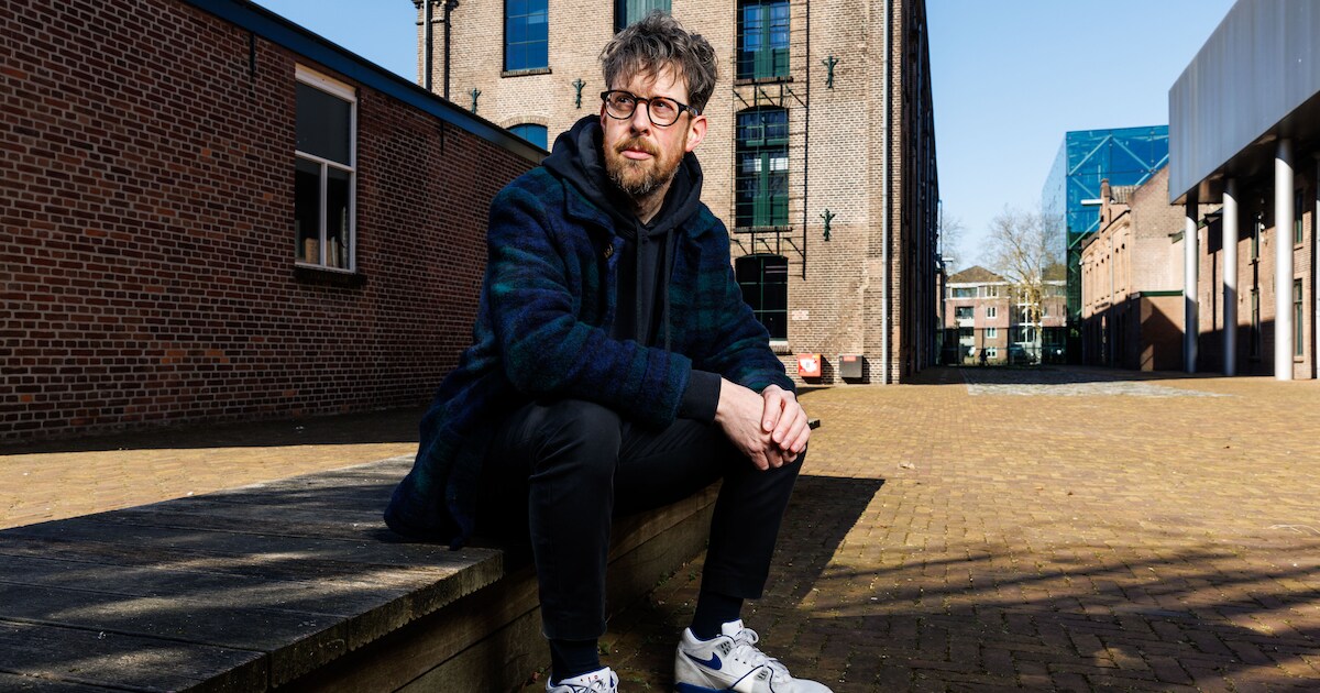 Maarten van Riel, schrijver van Het Verdriet van Tilburg, geïnterviewd ...