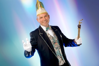 Stadsprins Dion d’n urste (45) voor tweede keer verkozen