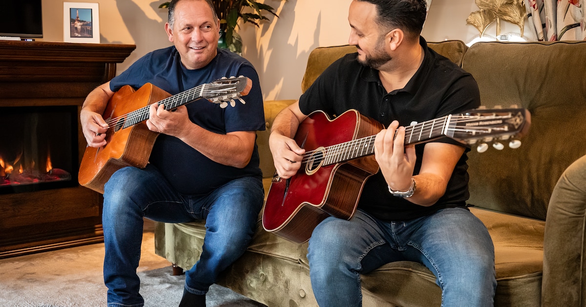 Stochelo en Mozes Rosenberg Trio spelen gypsy jazz in Den Bosch