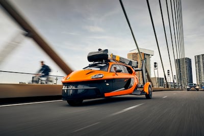 BRIEVEN I Lezer Peter weet waar je aan begint met de vliegende auto