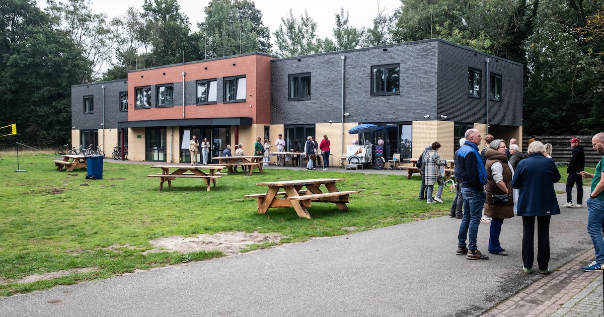 Waarom raad Lochem worstelt met 1000 euro voor azc-buren: ‘Slechte vertaling van ons verzoek’