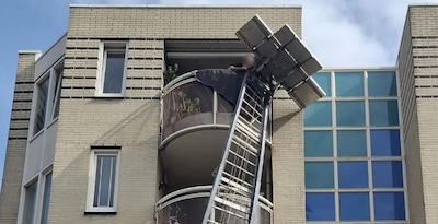 Keukenonderdelen vallen vier etages naar beneden in Eindhoven