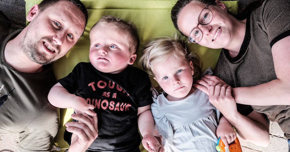 Sep (6) koos zijn moment en blies zijn laatste adem uit op de dag dat vader zijn kistje in elkaar ti