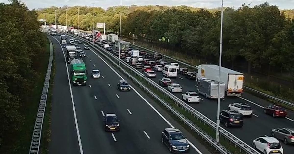 A2 bij Vught weer vrij na eerder ongeval, file richting Den Bosch opgelost | 112 nieuws Vught