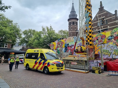 Eigenaar van kermisattractie raakt gewond bij opbouw in Oisterwijk