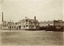 Het pand van J. P. Rademaker: de Chocolade &amp; cacoa Fabriek aan de Laan van Meerdervoort rond 1900. Hier werden ook de Haagse Hopjes gemaakt