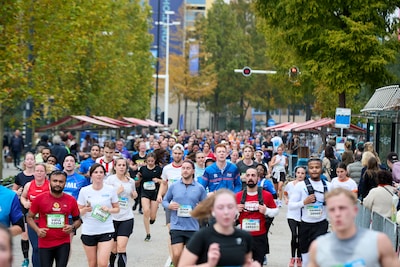 Reanimatie tijdens marathon laat diepe indruk achter op ooggetuigen: ‘Kan heel ingrijpend zijn’
