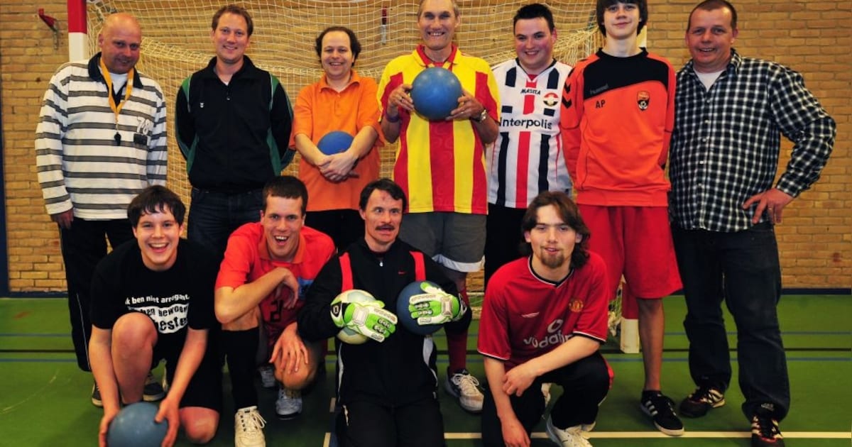 G-zaalvoetballers van start in Hilvarenbeek