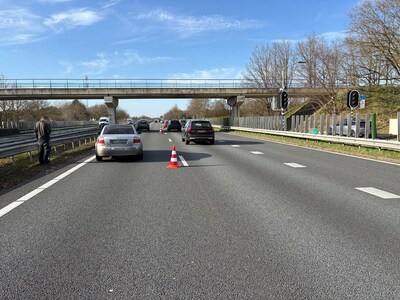 Ongeval op A2 bij Maarheeze: verkeer richting Eindhoven loopt vast