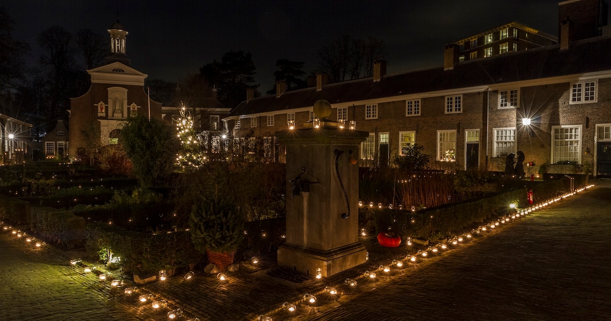 Begijnhof Breda verlicht met 2.000 kaarsen