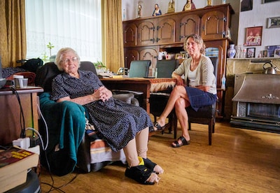 Moet een 96-jarige na zestig jaar toch haar huis verlaten va