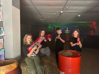 Lasergamen in oude supermarkt, Gaos maakt het waar