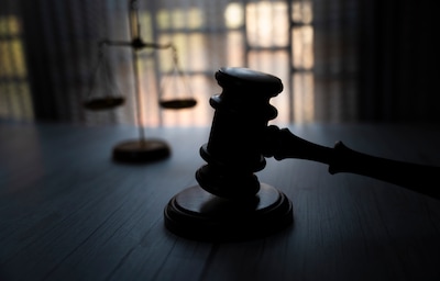 Vader (35) ontkent iets te hebben gedaan, maar krijgt zeven jaar cel voor dood zoon van zes weken