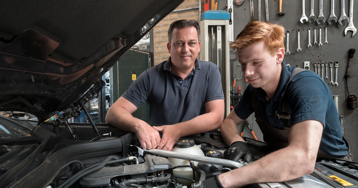 Autobedrijf sluit werkplaats door gebrek aan vakmensen: ‘Niemand reageert op onze vacatures’