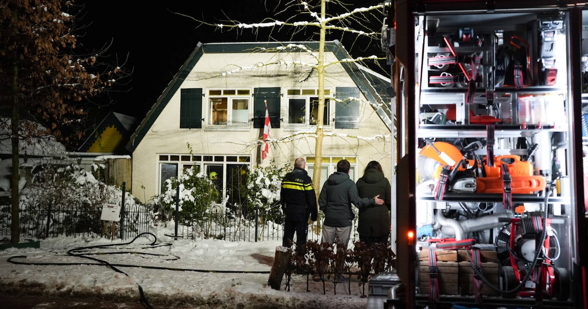 Brand in meterkast slaat over op eerste verdieping van huis in ‘s Gravenmoer