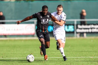 Hun broer Souffian belangrijk voor FC Utrecht, Redouan en Ashraf El Karouani helpen op hun beurt DBN’22 aan klinkende zege