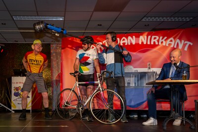 De Nirkantse kletsavond is aanslag op de lachspieren