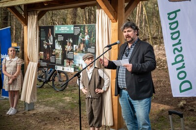 Toen kalveren in waterdichte zakken, nu een fietstocht. Luyksgestel eert haar smokkelverleden