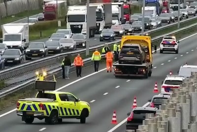 Ongeval op de A2 bij Eindhoven zorgt voor vertraging: twee rijstroken dicht