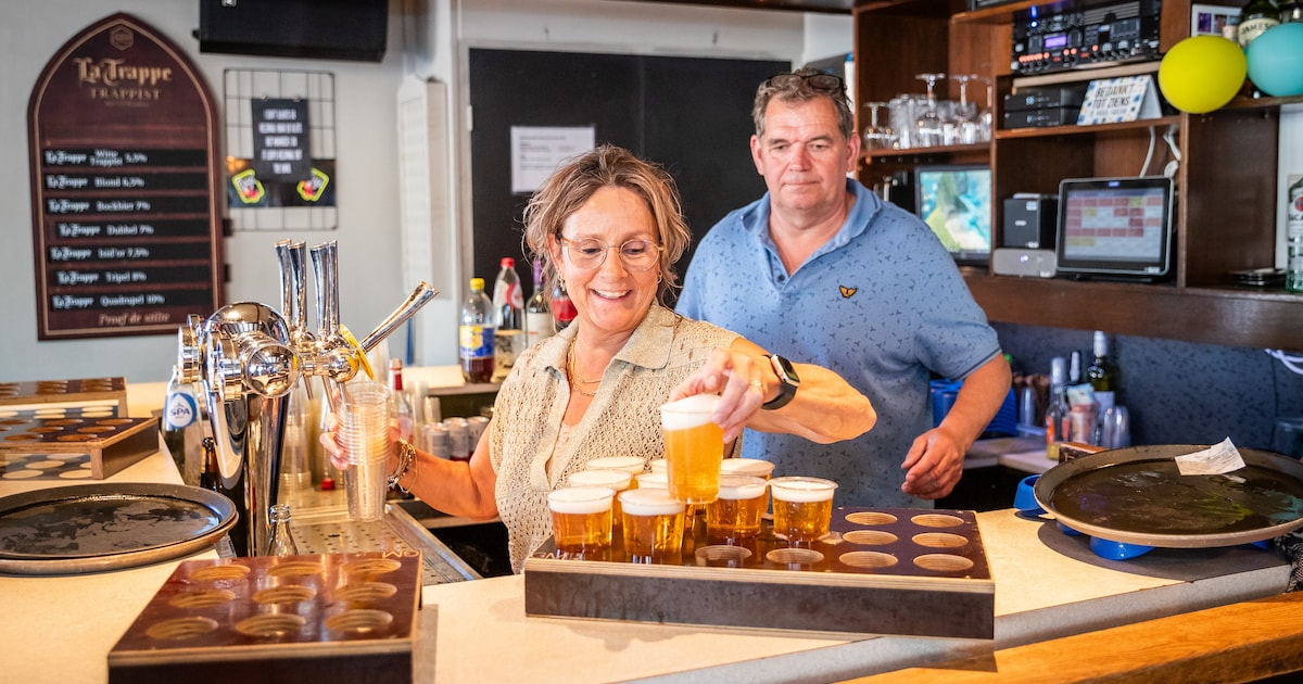 Esther en Peter hielden groot afscheidsfeest, maar de grote vraag is of hun kroeg wel echt dicht gaa