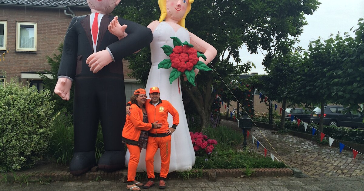 Oranje voert ook bij 25-jarig paar uit Macharen boventoon | Foto