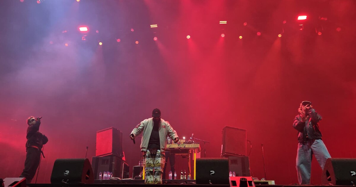 LIVE Paaspop | De Jeugd van Tegenwoordig laat Schijndel op z’n grondvesten schudden