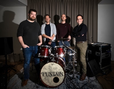 Van The Doors tot Deep Purple: Funtain begon met het naspelen van songs waar hun ouders gek op waren