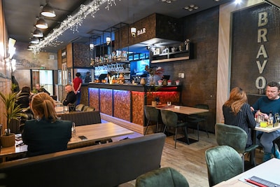 Bravo Grillrestaurant Roosendaal: belofte maakt schuld met matige entrecôte en extra kosten