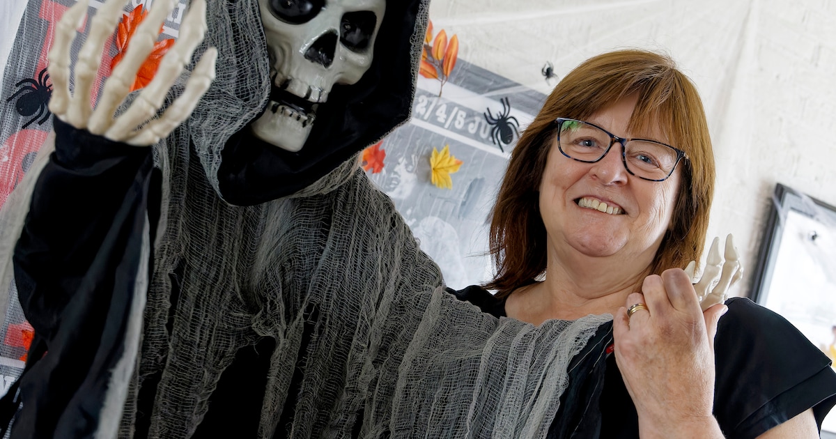 Griezelen in het Halloweenhuis van de Ierse Eilish (63), tot aan de wc aan toe